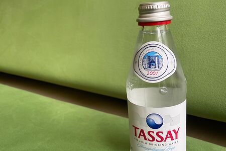 Вода Tassay без газа