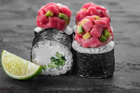 Тартар с тунцом