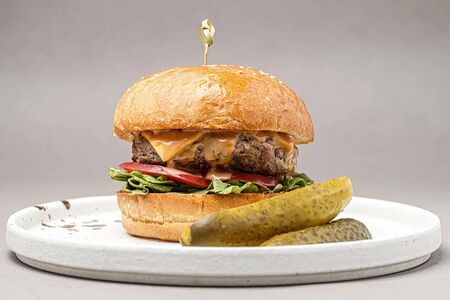 С мраморной говядиной