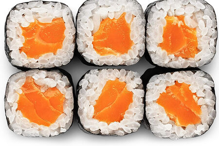 Ролл с лососем