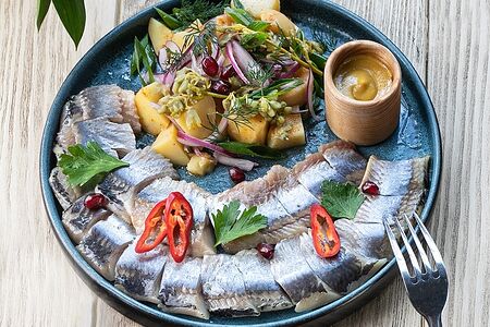 Сельдь с картофелем