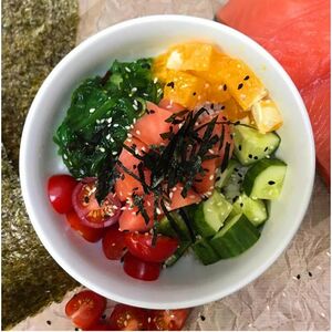 Поке с лососем