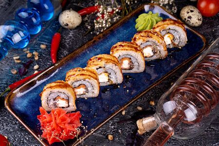 Ролл Филадельфия Хот 8 шт