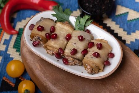 Рулеты из баклажанов