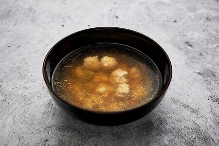 Бульон с макарошками