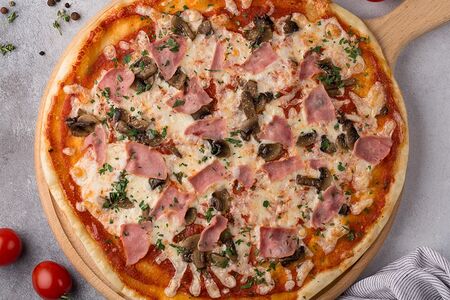 Прошутто Э Фунги