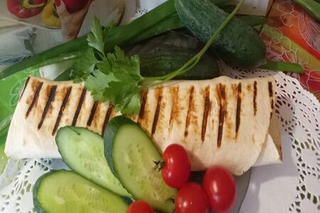 Классическая шаурма в тортильи