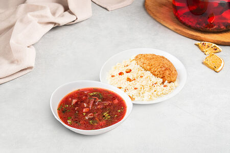 Обед с борщом