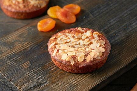 Овсяный пай с курагой без пшеничной муки