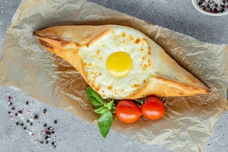 Хачапури по-аджарски