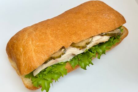 Сэндвич с копчёной курицей