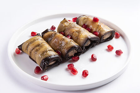 Рулетики из баклажанов с орехами