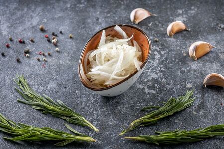 Маринованный лук