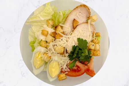 Цезарь с курицей