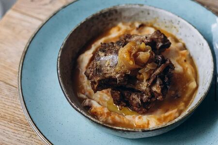 Запеченные свиные ребра 