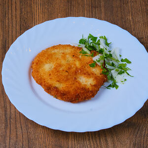 Отбивная из курицы в сухарях