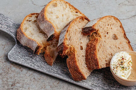 Хлеб с маслом