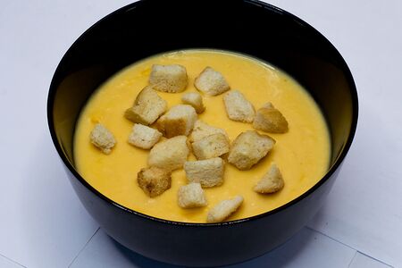 Сливочно-сырный крем суп