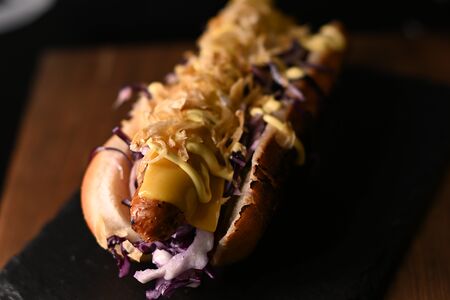 Хот-дог с охотничьей колбаской