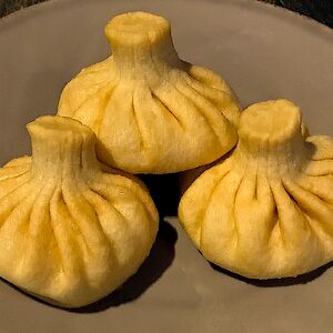 Жареные хинкали с сыром