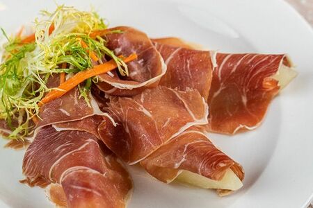 Пармская ветчина с дыней