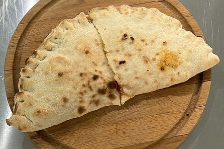 Кальцоне пепперони