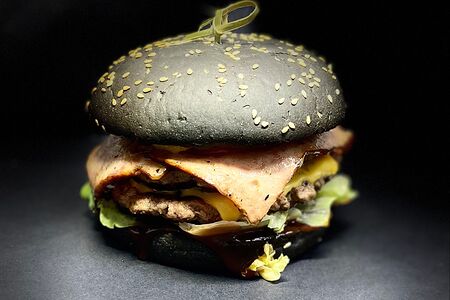 Двойной бургер с беконом