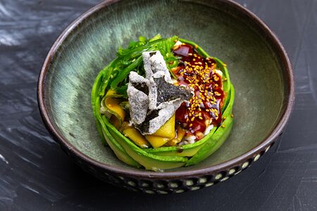 Поке с угрем