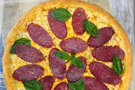 Пицца Салями