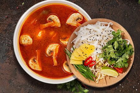 Том ям vietnam style Курица