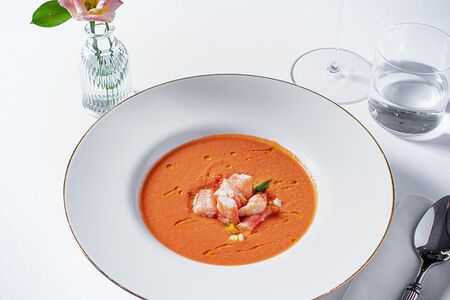 Гаспачо с крабом