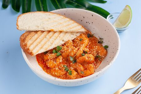 Креветки тигровые в соусе том ям