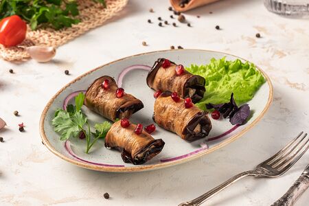 Баклажаны с орехами