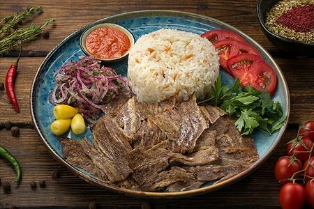 Донер из говядины с рисом