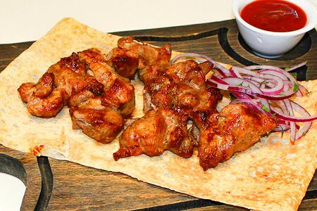 Шашлык из cвинoй шеи