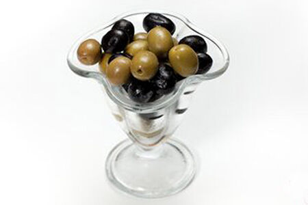 Оливки и маслины