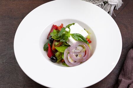 Салат греческий