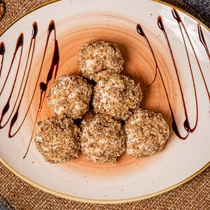 Հավի աղցան ընկույզով