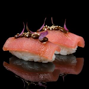 Суши с тунцом и горчичным су-мисо