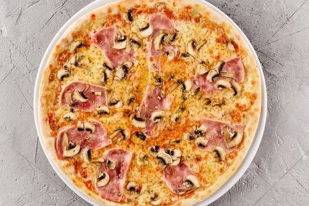 Пицца Фунги прошутто