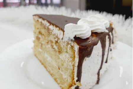 Торт бисквитный