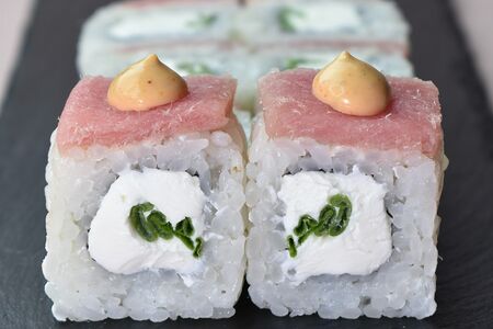 Филадельфия с тунцом