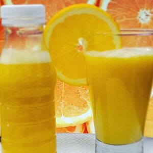 Թարմ քամած նարնջի հյութ