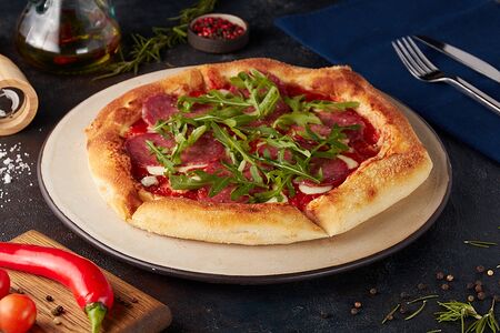 Пицца Салями