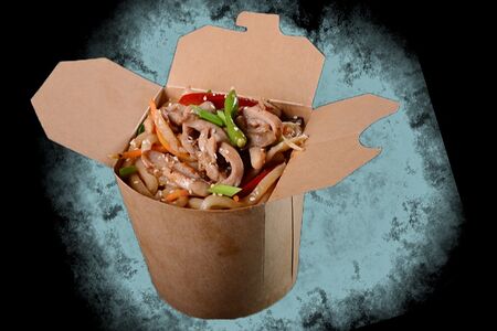 Удон с курицей