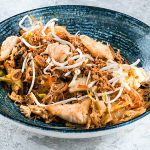 Лапша фунчоза с курицей