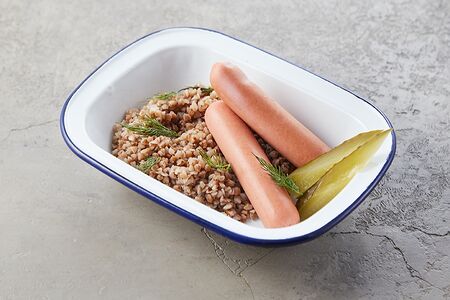 Гречка с сосисками