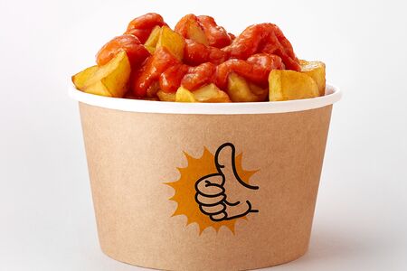 Картофель пататас под соусом бравас