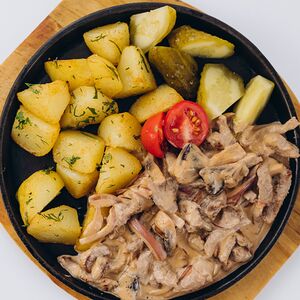 Бефстроганов