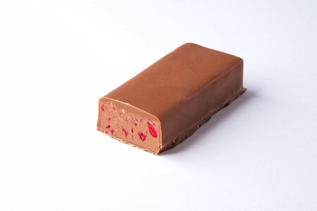 Veg шоколадный батончик с кешью и вишней